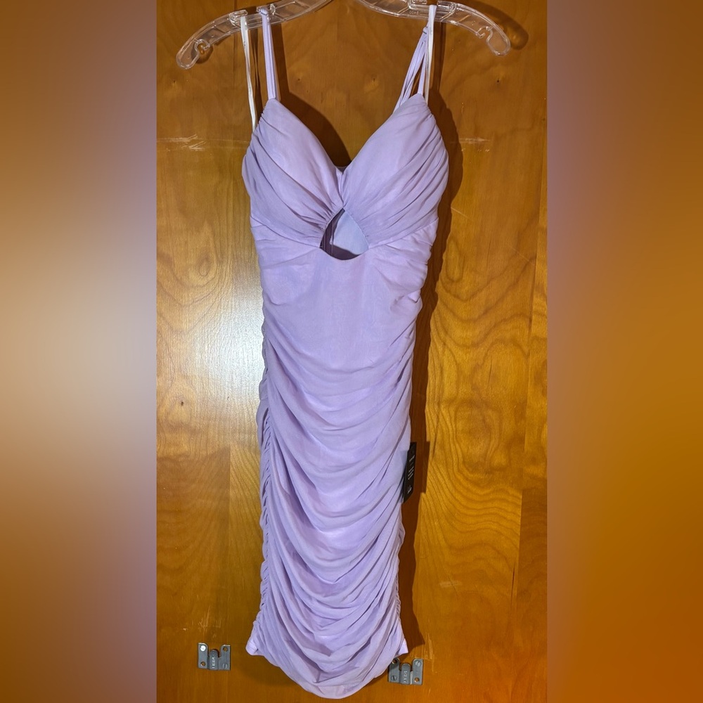 Lulu's Lavender Ruched Mini Dress with Keyhole Design, size small